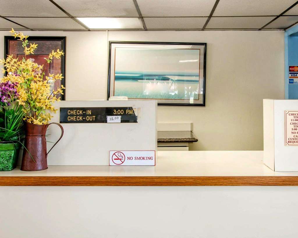 Econo Lodge Battle Creek İç mekan fotoğraf
